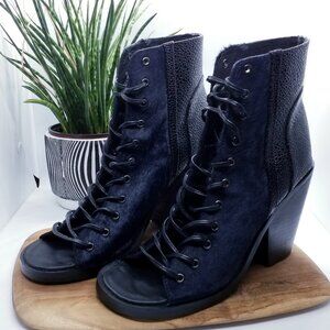 FINDERS KEEPERS Booties Size 9/ Euro 39 Cowhide & Leather